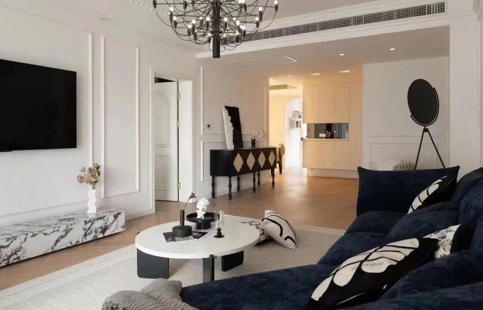 Apartment Eastern Hub - Bund Branch Big 3-bedroom Close To Yuyuan Garden With Walkin *